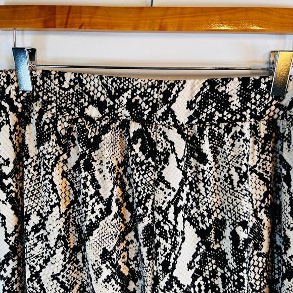 I.N.C. Snake Print Wide Leg Pants Size XL Neutral Tan Y2K Statement - Picture 5 of 5